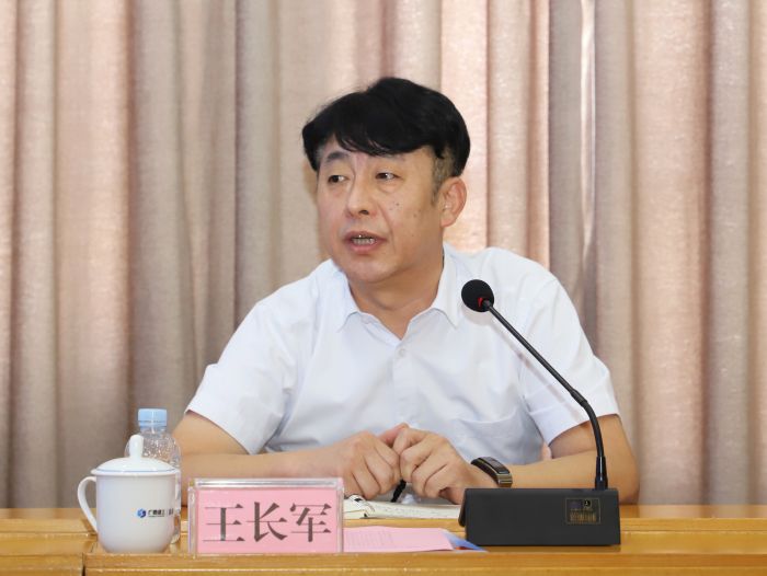 2王長(zhǎng)軍講話(huà)。李立云 攝.jpg